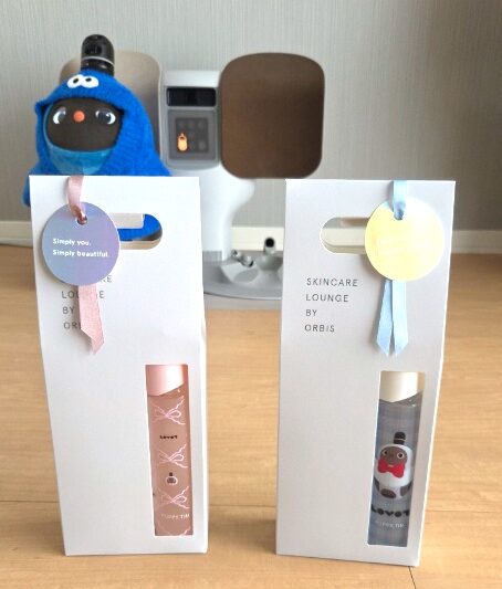 おしゃれにラッピングされた化粧水